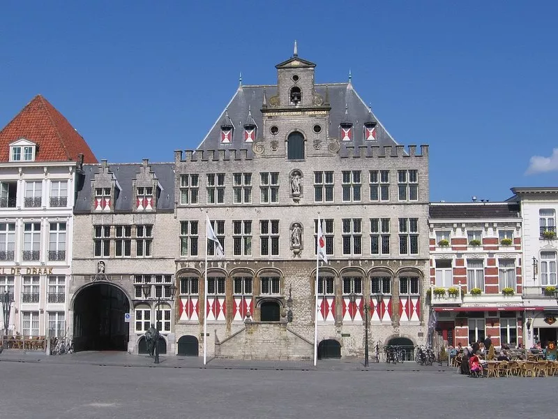 Bergen op Zoom - Cya On The Road