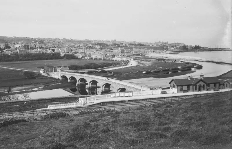 Macduff Town Life - Cya On The Road