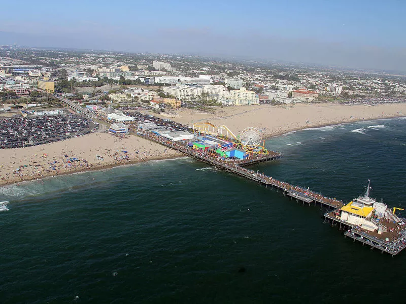 Los Angeles with Tim Richards. Travelbook - Cya On The Road