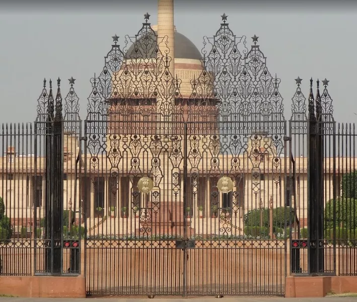 Rashtrapati Bhavan (Presidential Palace) - India - Cya On The Road